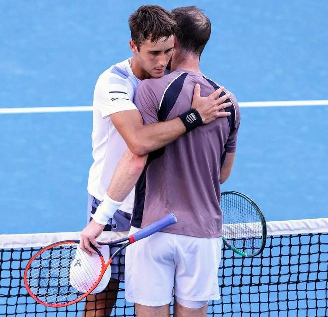 温网逆转澳网，蒂姆扛起全队