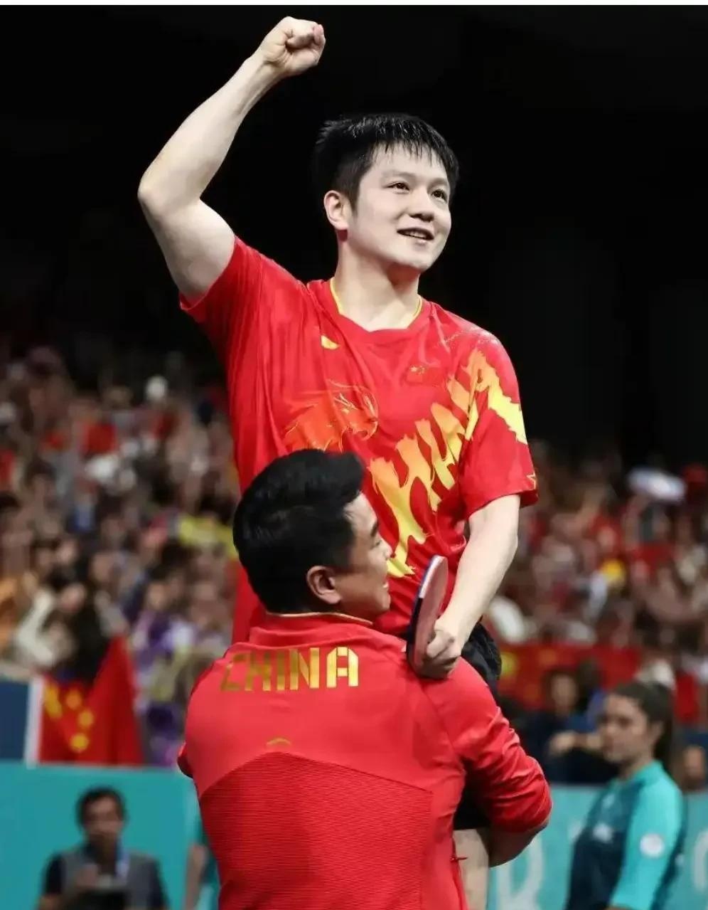日本队碾压韩国队，樊振东惊艳四座