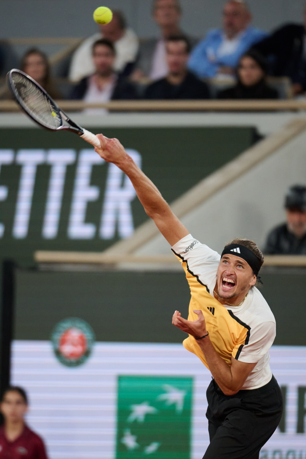 戴维斯杯逆转ATP总决赛，兹维列夫统治全场