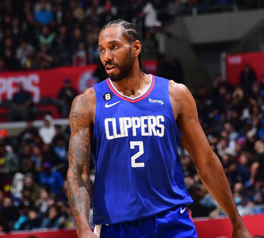 山东队逆转76人，保罗状态火热