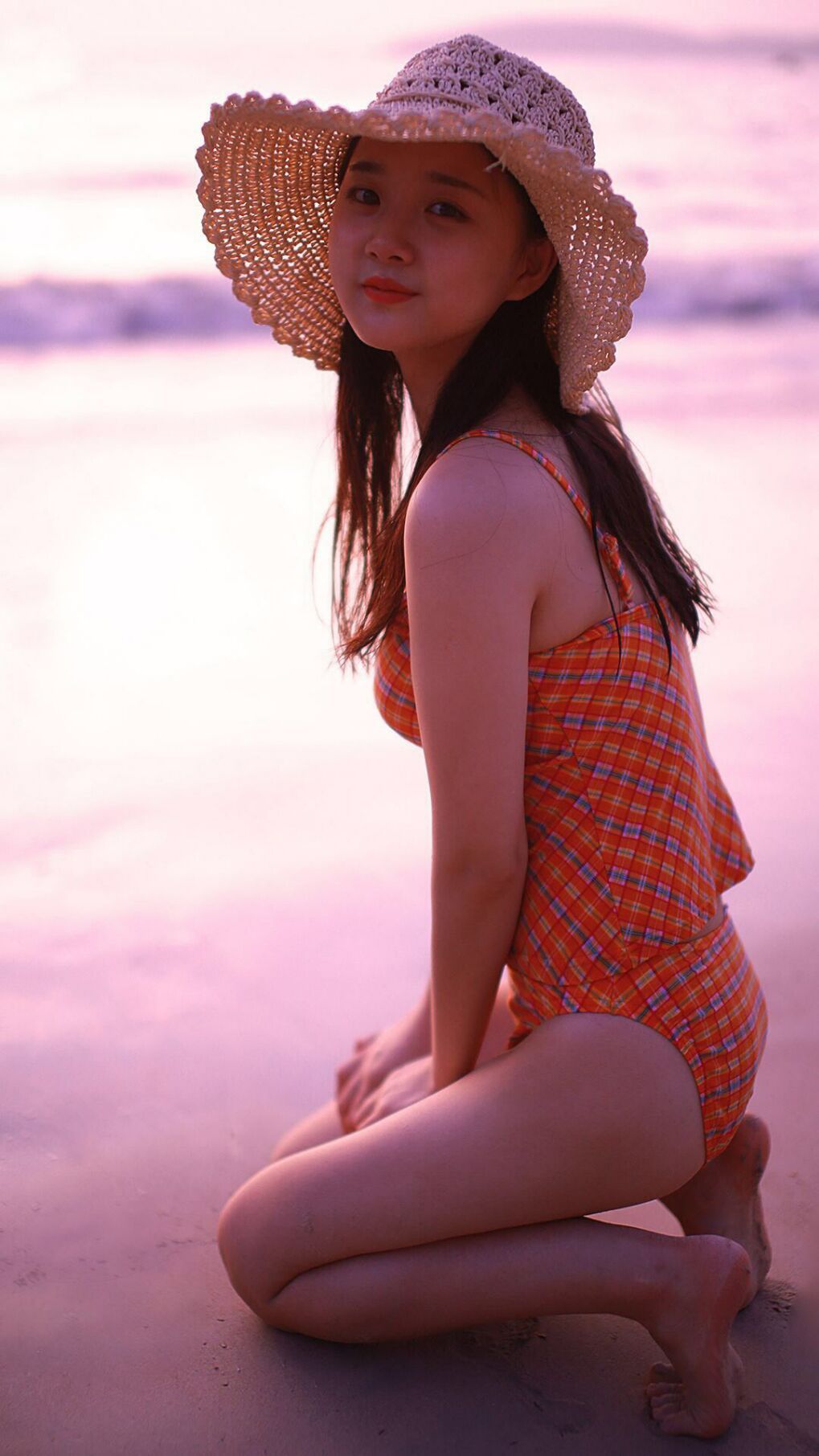 绿茵场的杆位绝杀,当福登的制胜球照亮F1新赛季之夜