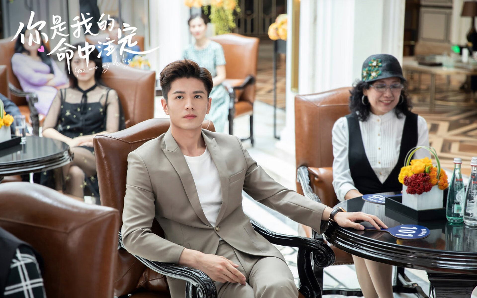 足球战场的绝杀时刻与经济战场的降维打击