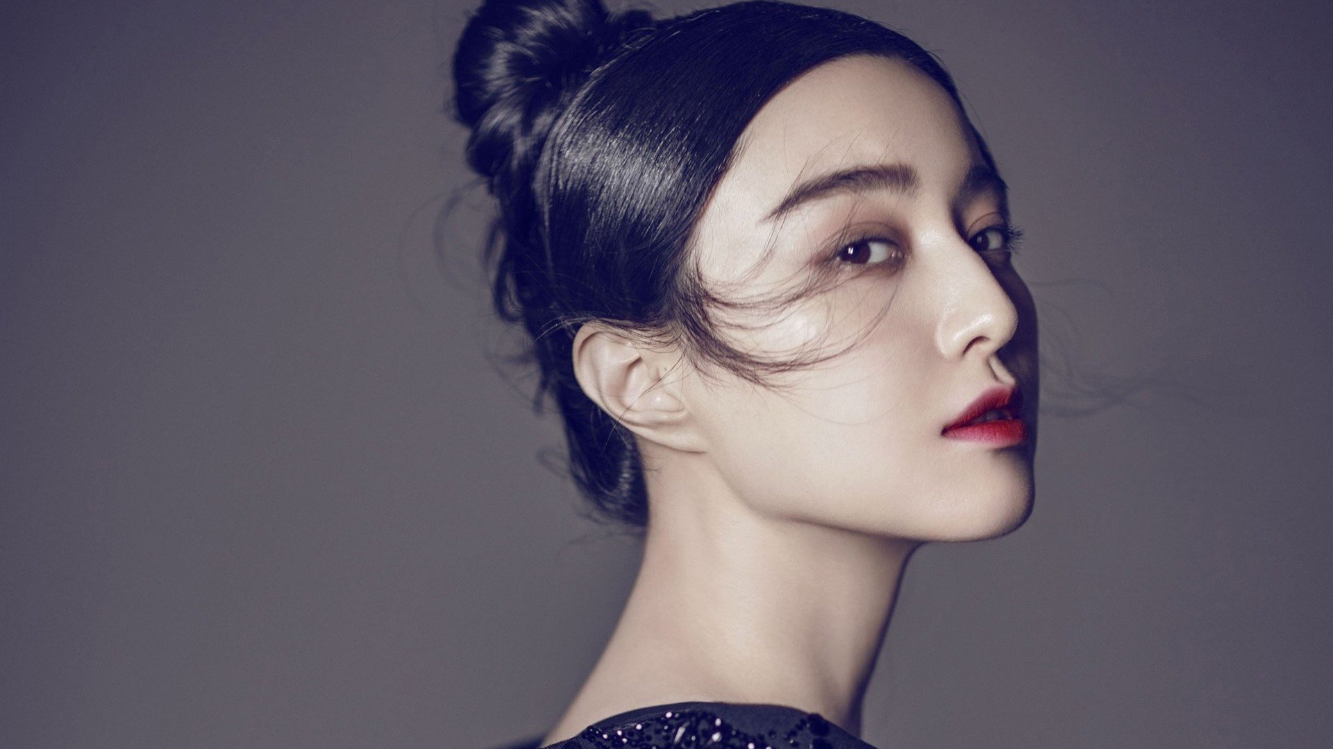 绝境狂澜,当姆巴佩用单骑征服巴黎,土耳其用众志拯救安卡拉