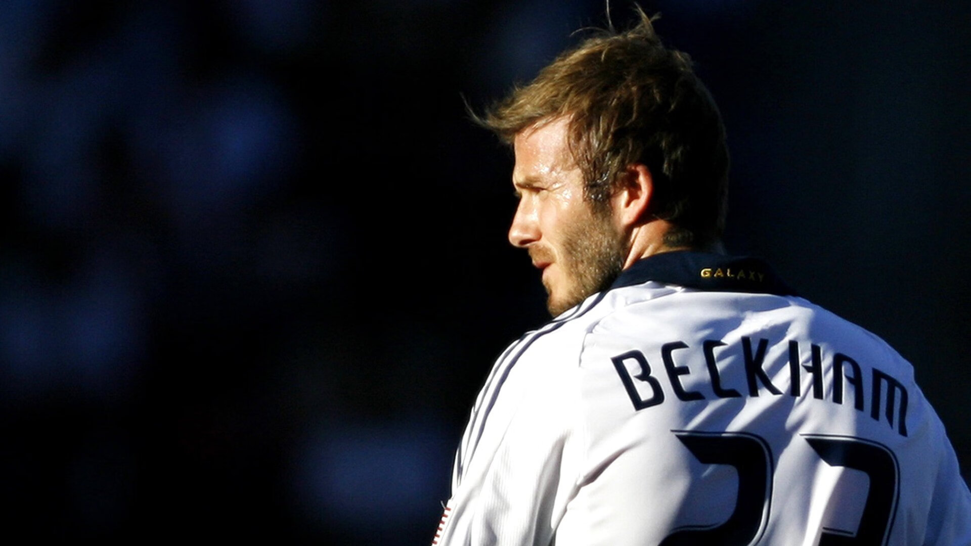 绝境狂澜,当姆巴佩用单骑征服巴黎,土耳其用众志拯救安卡拉