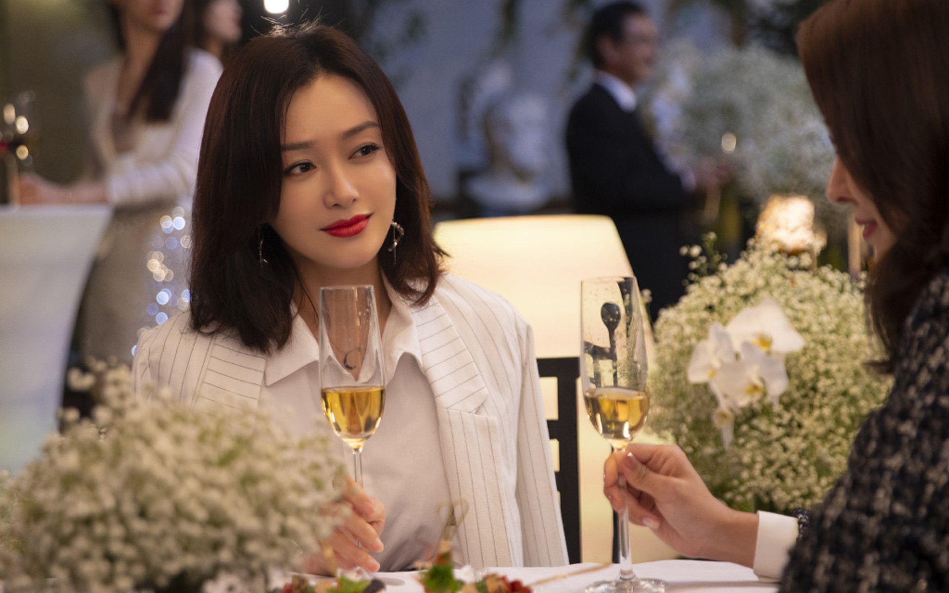 时间刻刀下的新痕,班凯罗在F1街道赛之夜刷新灵魂的共振频率