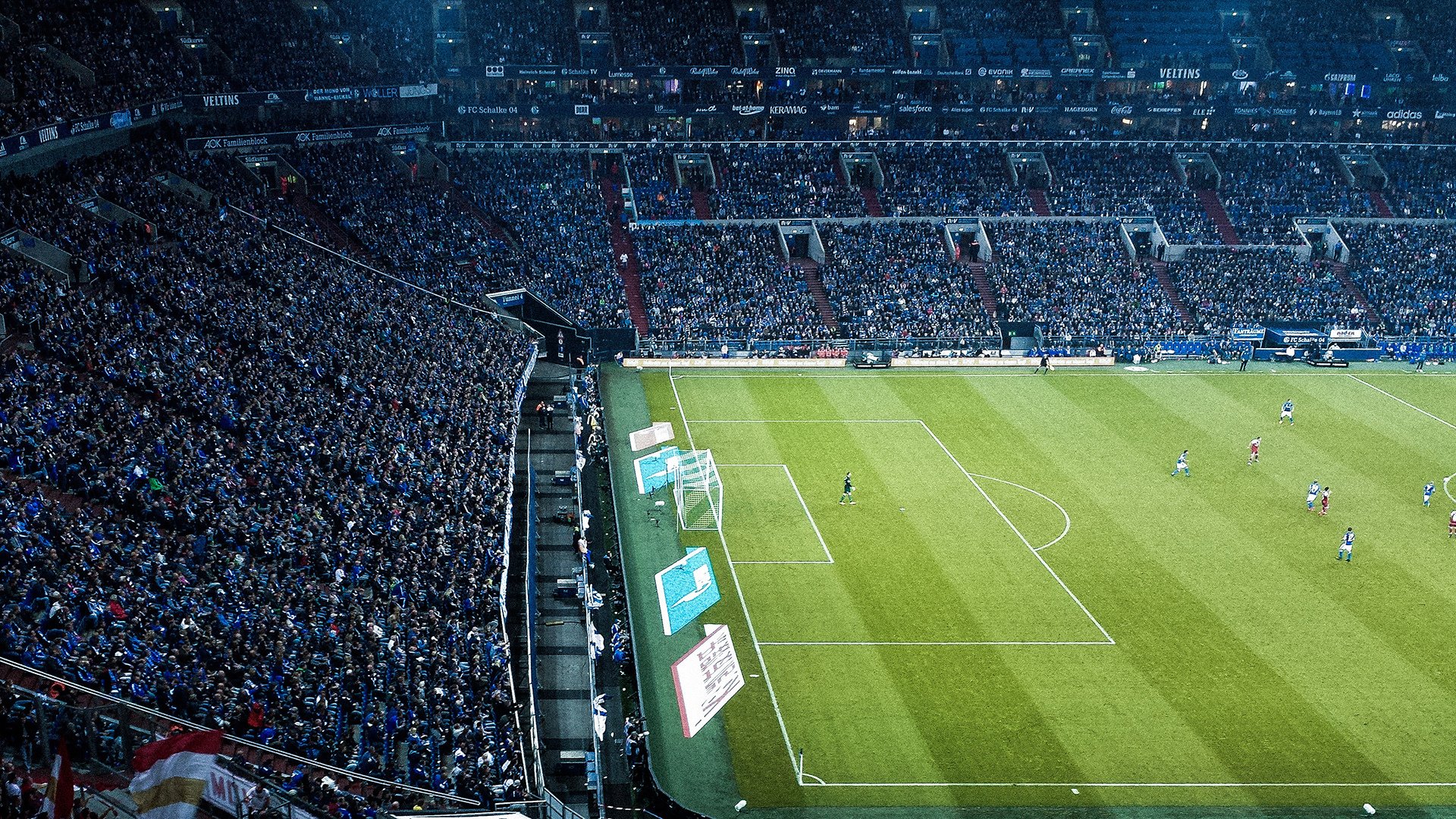 关键先生！欧冠半决赛之夜，阿拉巴一挡一传守住命运之门