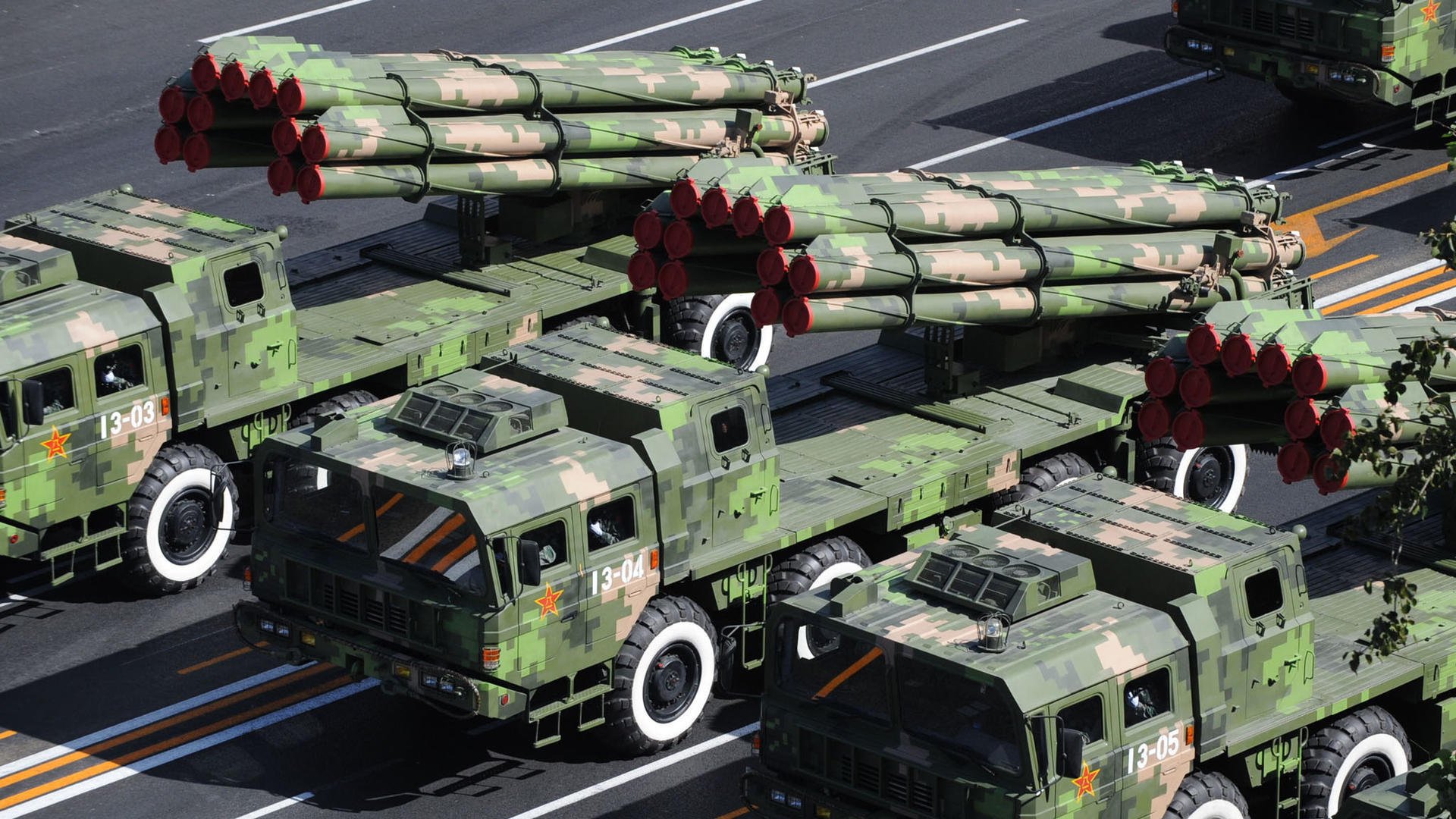 未竟的考验,马刺季前赛轻取深圳,布克展现真正巨星价值